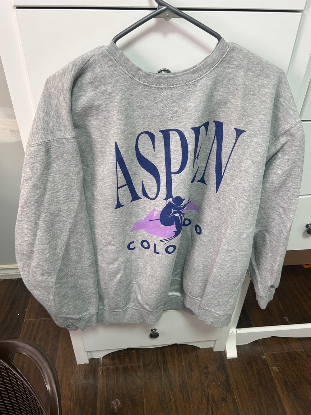 Aspen Colorado Gray Graphic Crewneck Sweater